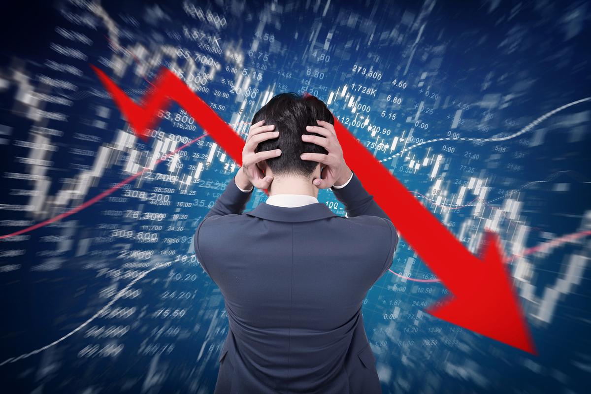 av人摸人人人澡人人超碰 女人扒开屁股让男人桶30分钟